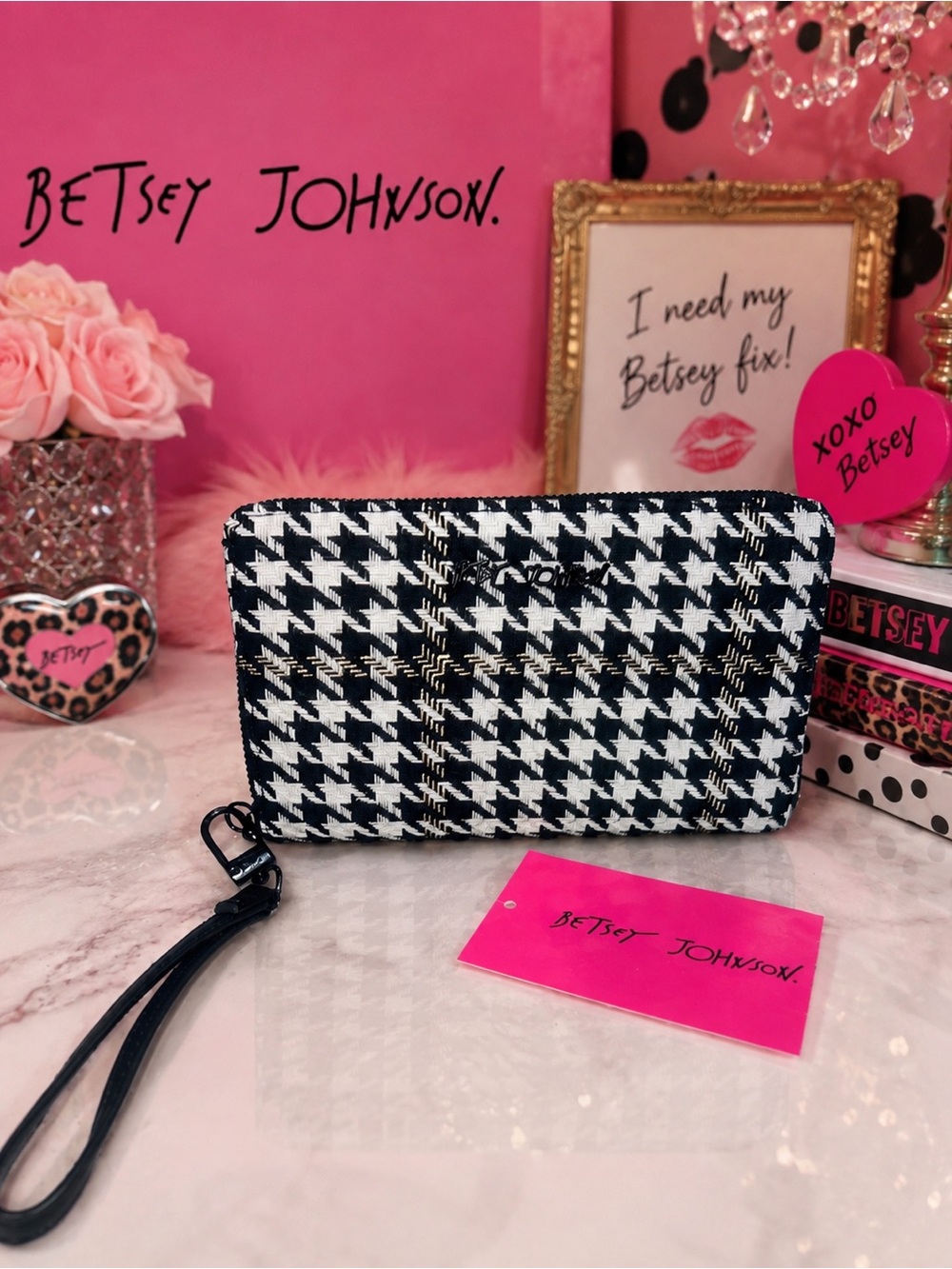 🖤✨ Betsey Johnson Houndstooth Tweed Zip Wristlet Wallet – NWT ✨🖤